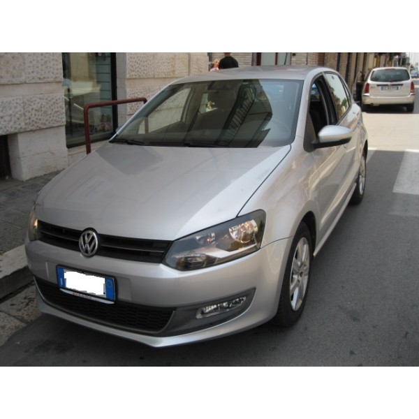 Vista laterale della Volkswagen Polo