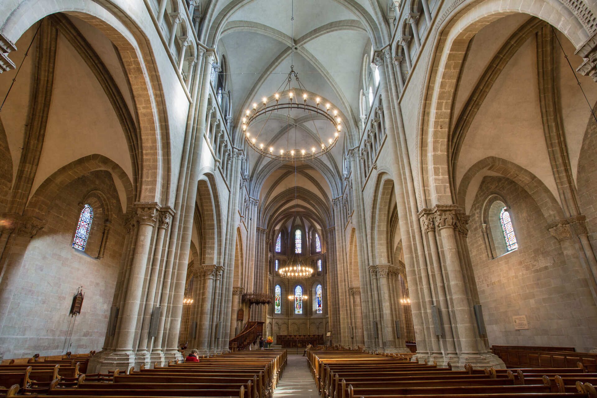 Illuminazione interna di una chiesa